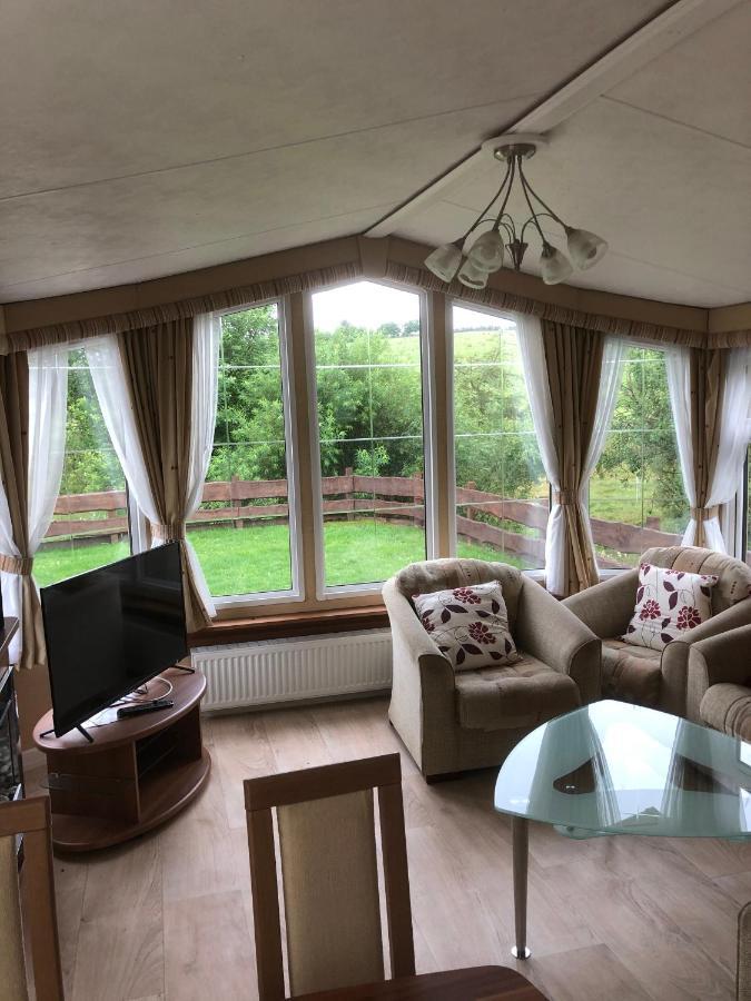 Ferienhaus Chilllout Chalets Daun-Kradenbach エクステリア 写真